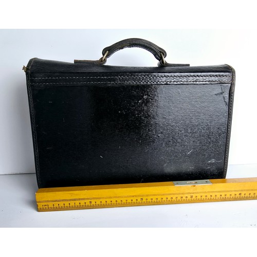 75 - Vintage Government officers / official Queen Elizabeth II black leather briefcase