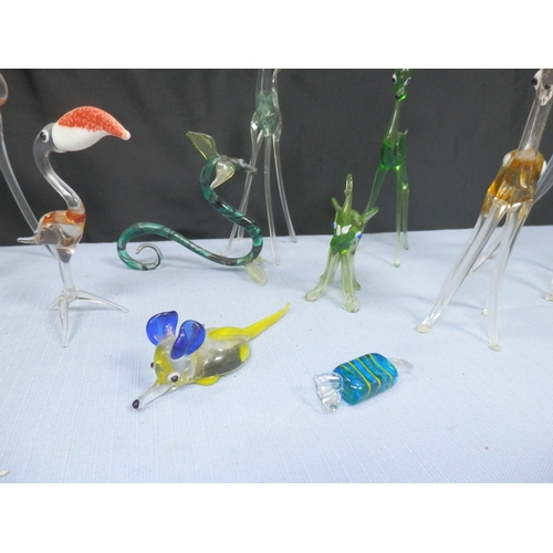 94 - Lot of Various Glass animals incl. Murano