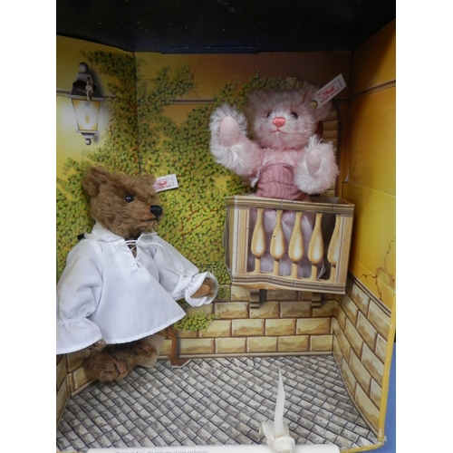 116 - 1999 STEIFF LIMITED EDITION WIND-UP ROMEO AND JULIET BEAR SET FOR HARRODS