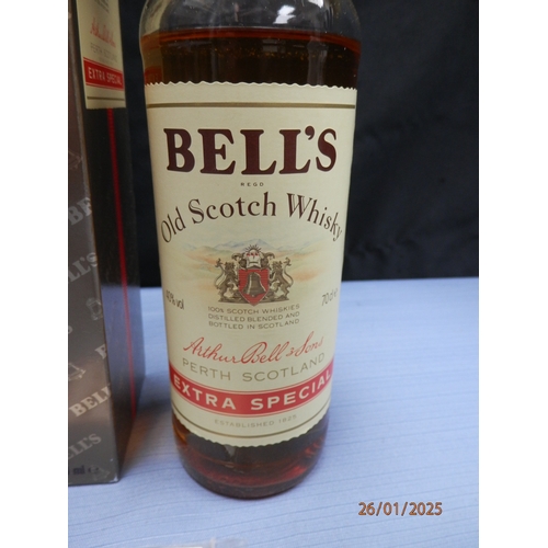 1f - Vintage BELL'S Old Scotch Whisky, Extra Special, 700ml bottle with original box.