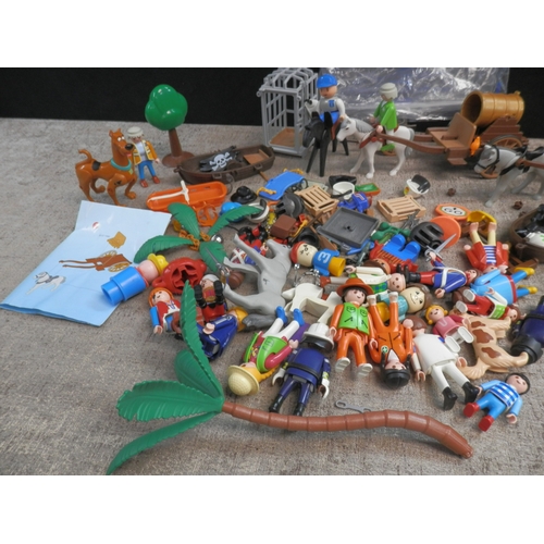 625 - Collection of Playmobil