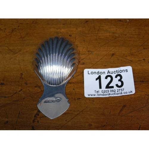 123 - Silver Caddy Spoon Hallmarked Sheffield 1988