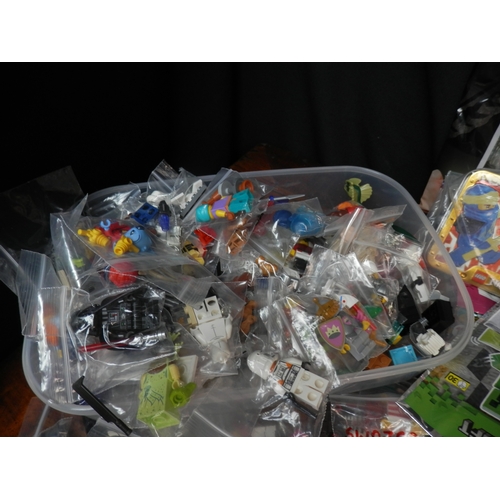 138 - Large Collection of LEGO Minifigures, some in Sealed Packaging to include complete collections of LE... 