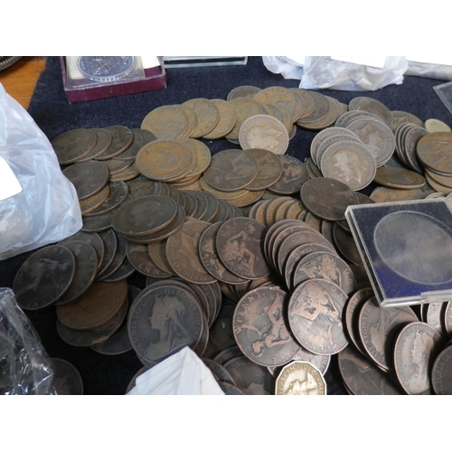 51 - Tin of Coins to include mostly Old Head Victorian Pennies but with some Silver Coinage