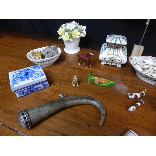 160 - Quantity of Porcelain Items including one by Royal Doulton and other Curios