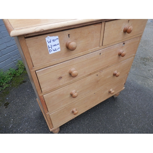 652 - Victorian Pine Chest of Drawers