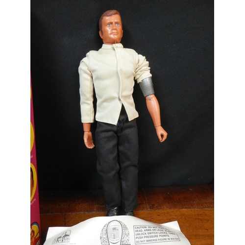 189 - The Six Million Dollar Man Maskatron Figure in Original Box