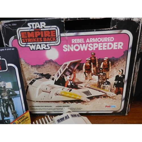 190 - Star Wars The Empire Strikes Back Rebel Armoured Snowspeeder in Box with Inner Packaging together wi... 