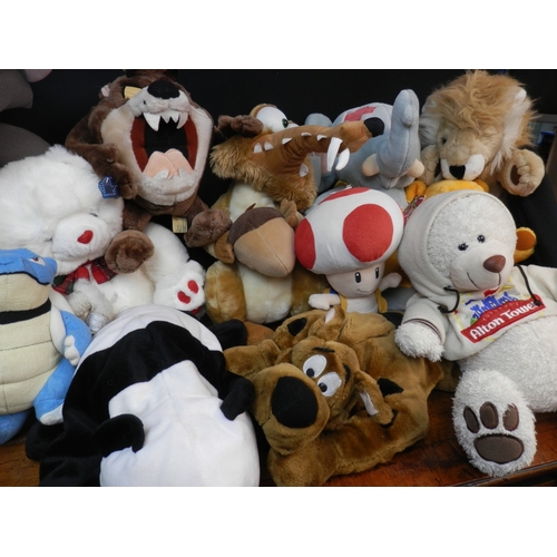 256A - Large Bag of Soft Toys mostly 1990s Examples