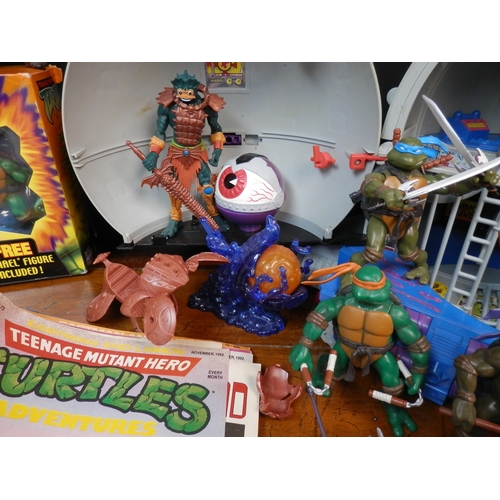 256B - Collection of Teenage Mutant Ninja Turtles Toys including Technodrome Playset amd many Figures toget... 