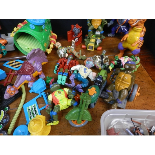 257 - Box of Toys including Teenage Mutant Ninja Turtles