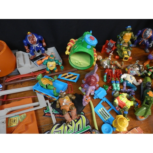 257 - Box of Toys including Teenage Mutant Ninja Turtles