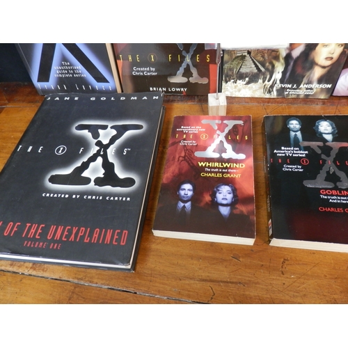 263 - The X Files Collection of Nine Books