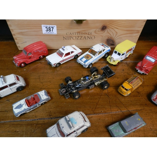 387 - Collection of Model Diecast Cars to include Examples by Corgi, Dinky, Matchbox and others, housed in... 