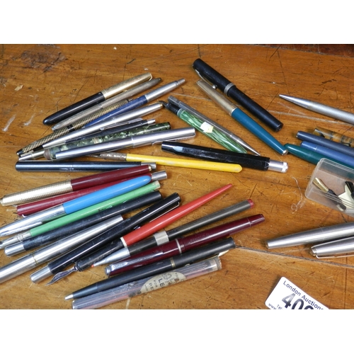 409 - Good Collection of Fountain Pens, some with Gold Nibs and similar. Highlights include Burgundy Parke... 