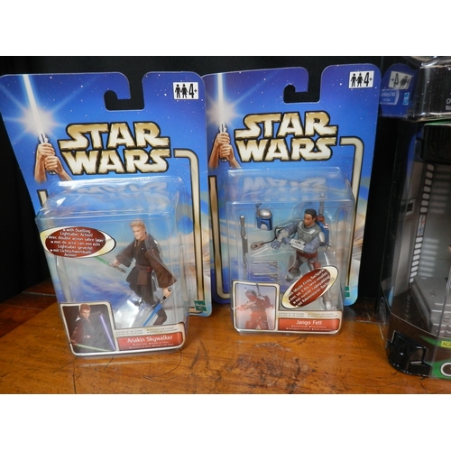 416 - Collection of Star Wars Mint & Packaged Action Figures (7)