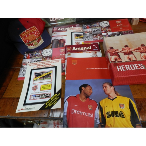 420 - Collection of Arsenal Memorabilia to include Books, Programmes and other items