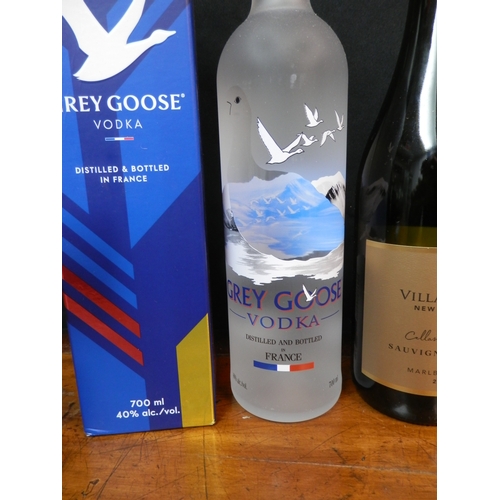 421 - Two Bottle of Grey Goose Vodka together with a Villa Maria New Zealand Cellar Selection 2022 Sauvign... 