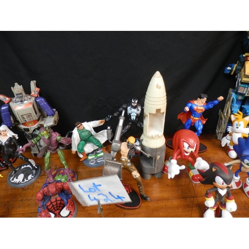 424 - Mixed Lot of Figures & Toys to include Marvel, Sonic The Hedgehog & Transformers