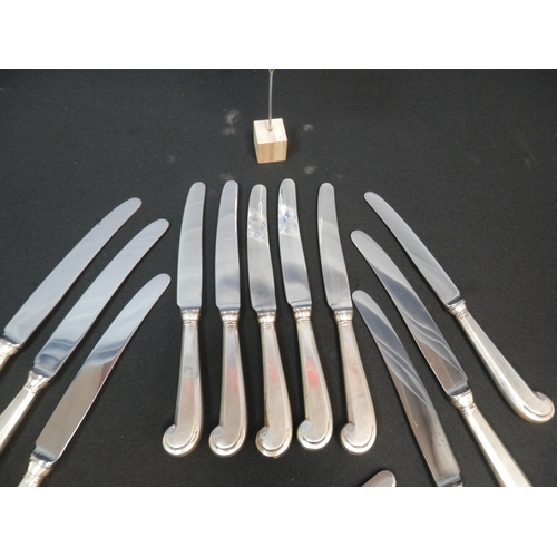 440 - Set of Twelve Silver Handled Knives Marked Sheffield 1971 by C J Vander Ltd approx total weight 925g