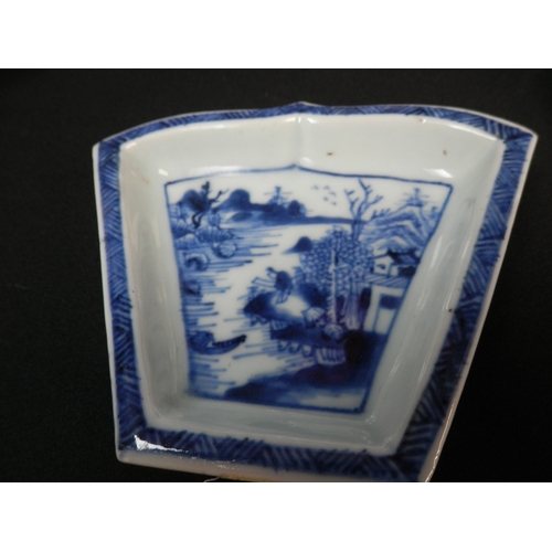 466 - Lot of Blue and White, highlights include Pair of Georgian Pearlware Chesnut Baskets