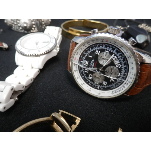 489 - Mixed Lot to include Jewellery, Watches and other items