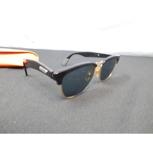 490 - Pair of Fiorelli Sunglasses