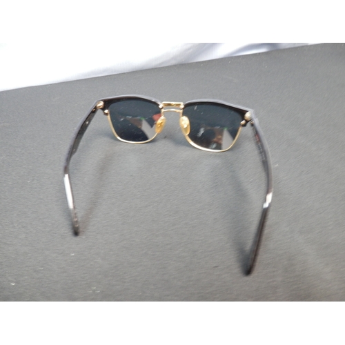 490 - Pair of Fiorelli Sunglasses