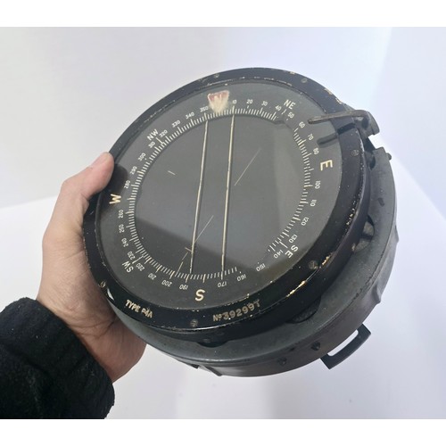 16 - WW2 Large Aircraft Compass