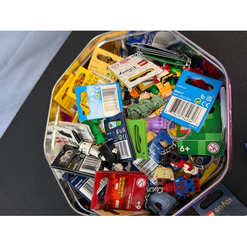 292 - Large Collection of LEGO Minifigure Keyrings (56)