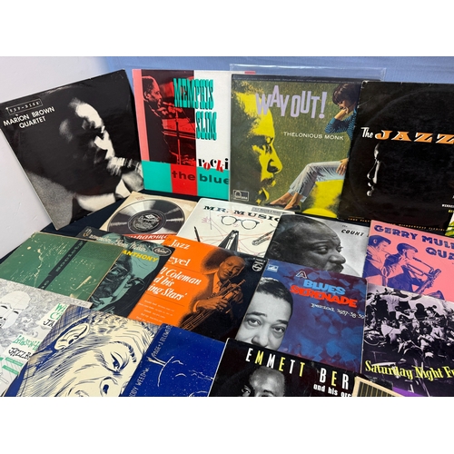 584 - Vinyl Records: Good Collection of Classical Box Sets to Include Deutsche Grammophon