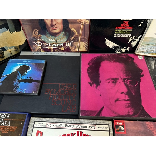 584 - Vinyl Records: Good Collection of Classical Box Sets to Include Deutsche Grammophon