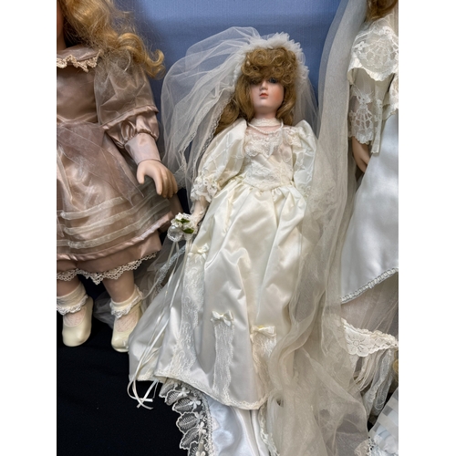 610 - Collection of  Good Quality Vintage Dolls