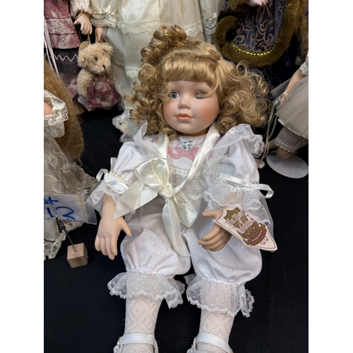 612 - Collection of  Good Quality Vintage Dolls