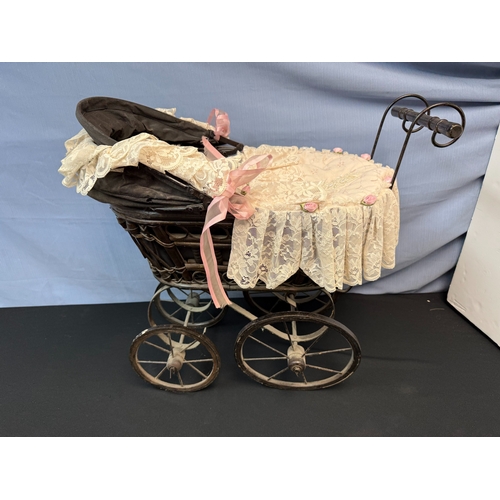 613 - Vintage Baby Doll Pram