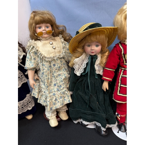 614 - Collection of Good Quality Vintage Dolls