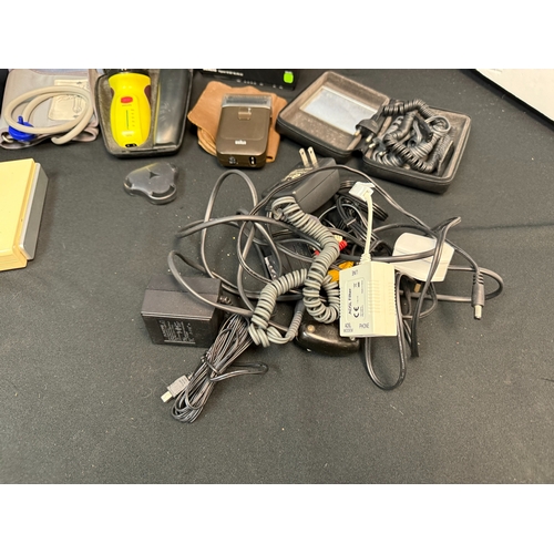 617 - Mixed Lot of Electronics