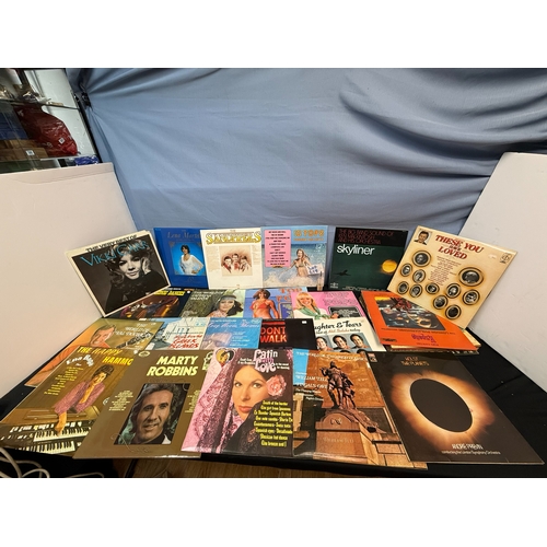 619 - Vinyl Records: Mixed Lot of Assorted Mainly Classical Music