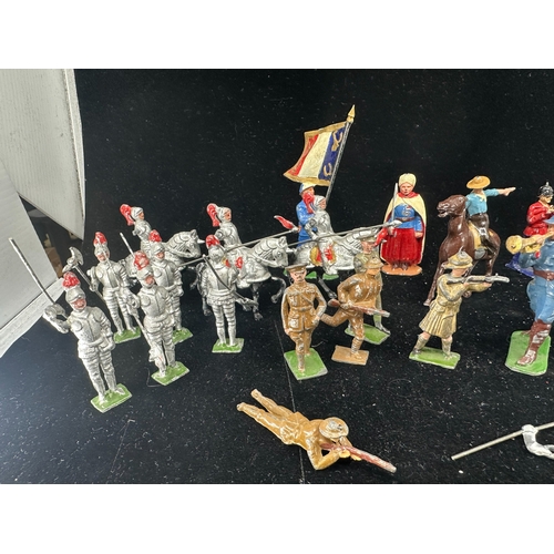 306 - A Collection of Vintage Timpo Lead Soldiers