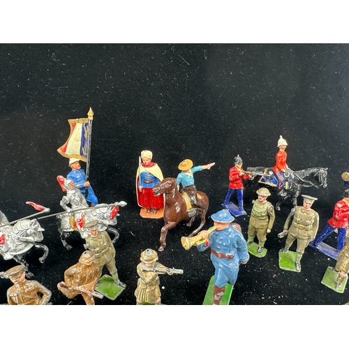 306 - A Collection of Vintage Timpo Lead Soldiers