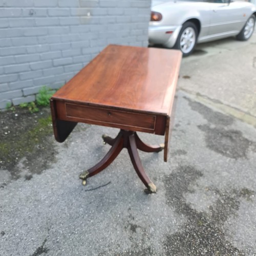 914 - 19th Century Mahogany Pembroke Table