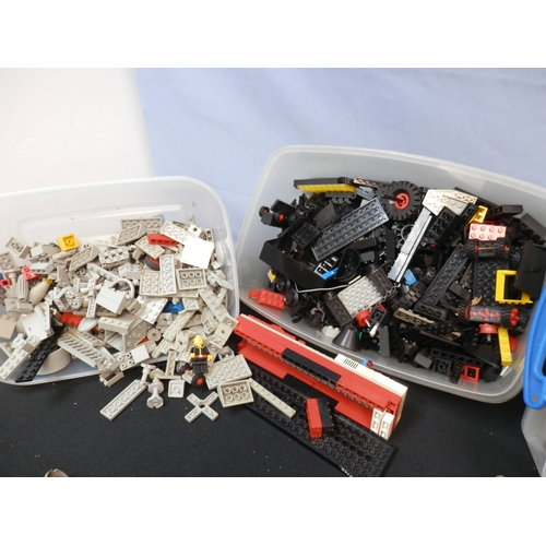 517 - Large Box of Vintage LEGO