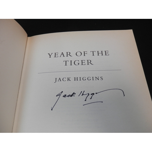 522 - Collection of Signed First Edition Books to include examples by John Le Carré, Ed McBain and others