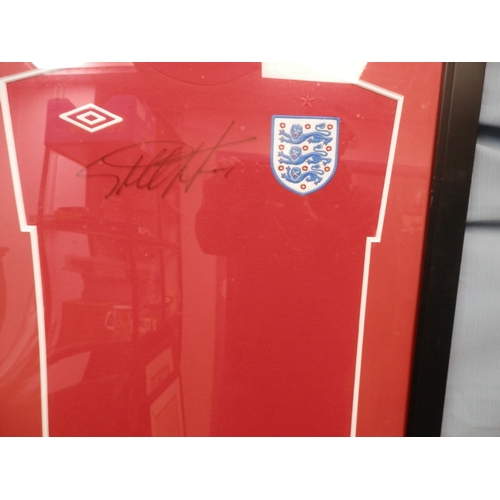 551 - Geoff Hurst Signed England 1966 World Cup Shirt in Display Frame