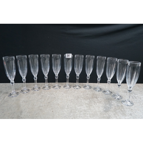 359 - Collection of Good Quality Crystal Glasses