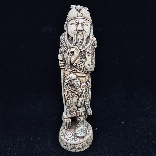 820 - Pair of 23cm Ivorine Imperial Style Figures