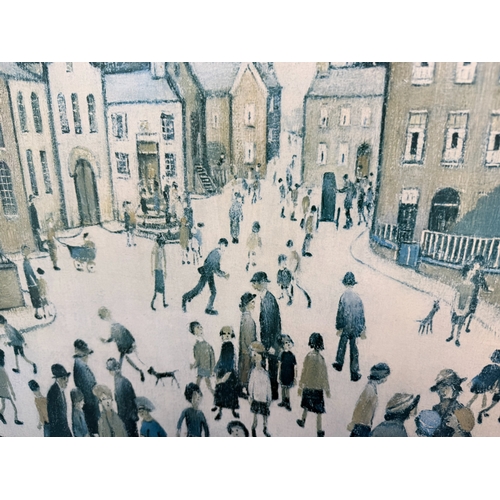 940 - A Large Collection of Framed LS Lowry Prints (12)