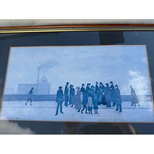 940 - A Large Collection of Framed LS Lowry Prints (12)