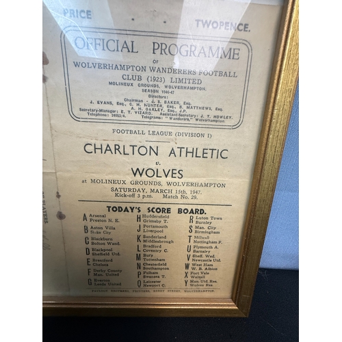 947 - Football Memorabilia: A Framed Programme Charlton Athletic vs Wolves 1947 Signed by at least 12 Play... 