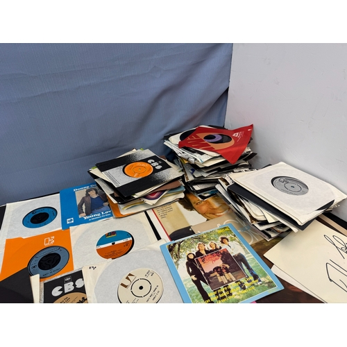 919 - A Good Lot of Vinyl Records, Mostly 1970s